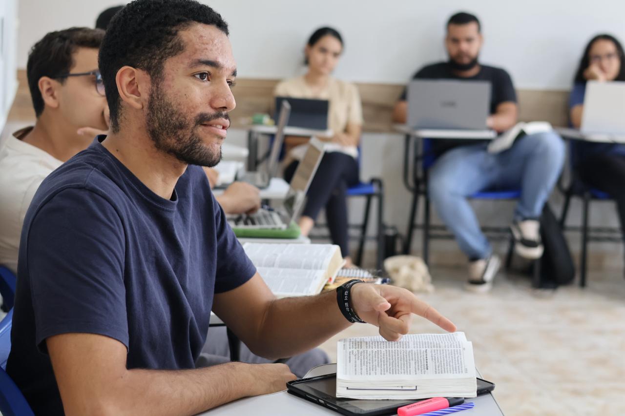 Bacharel em Teologia